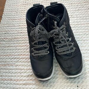 Waterproof ankle height boots